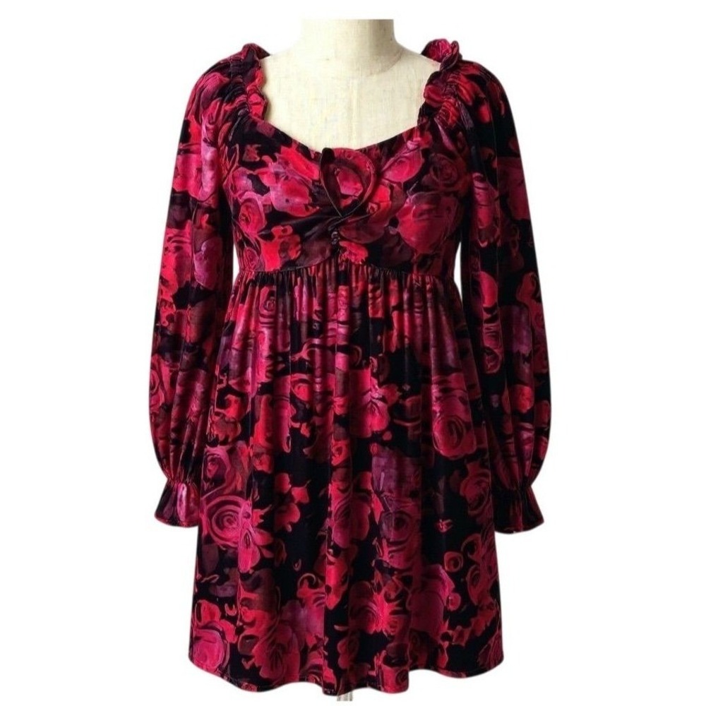 NEW Chelsea & Violet Girls Red Floral Velvet Dress Smocked Back M 8/10